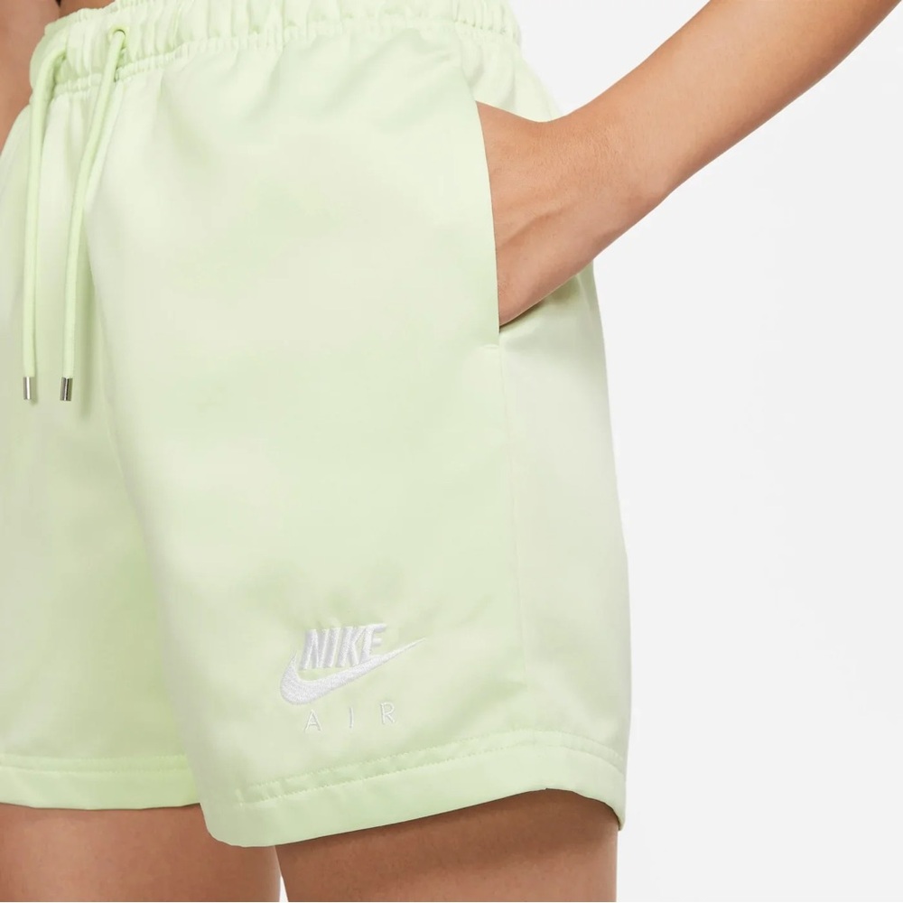 NWT Nike Loose Fit High Rise Lime Green Women’s Shorts Workout Air